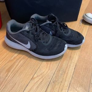 Black Nike Sneakers